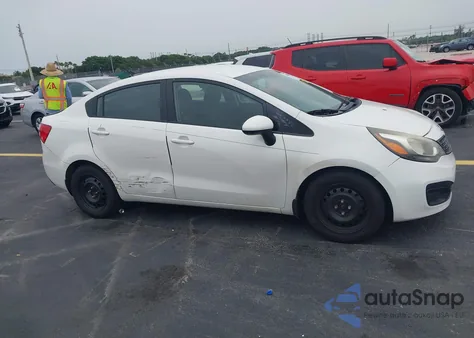 2014 Kia Rio Lx z USA, uszkodzony, nr VIN KNADM4A33E6334353